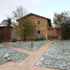 https://la-ferme-de-berlioz.hotels-rhonealpes.com