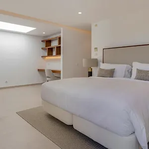 pine-cliffs-village-and-golf-suites.hotelaalgarve.com/